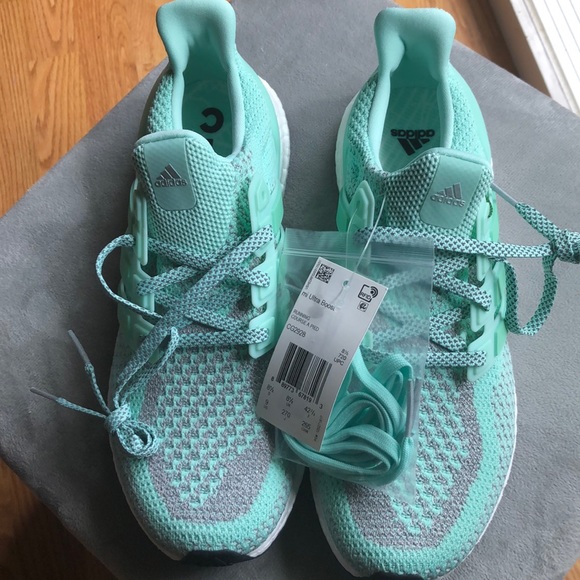 adidas ultra boost 2.0 antique brass